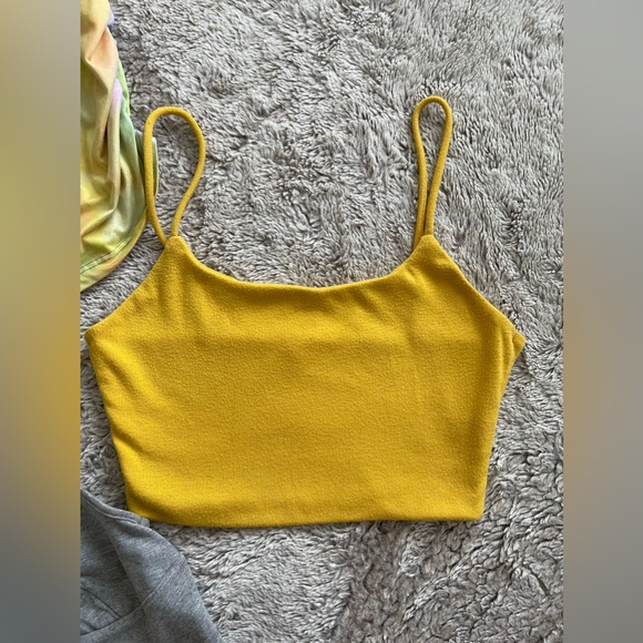 Tops Bundle - Picture 5 of 5